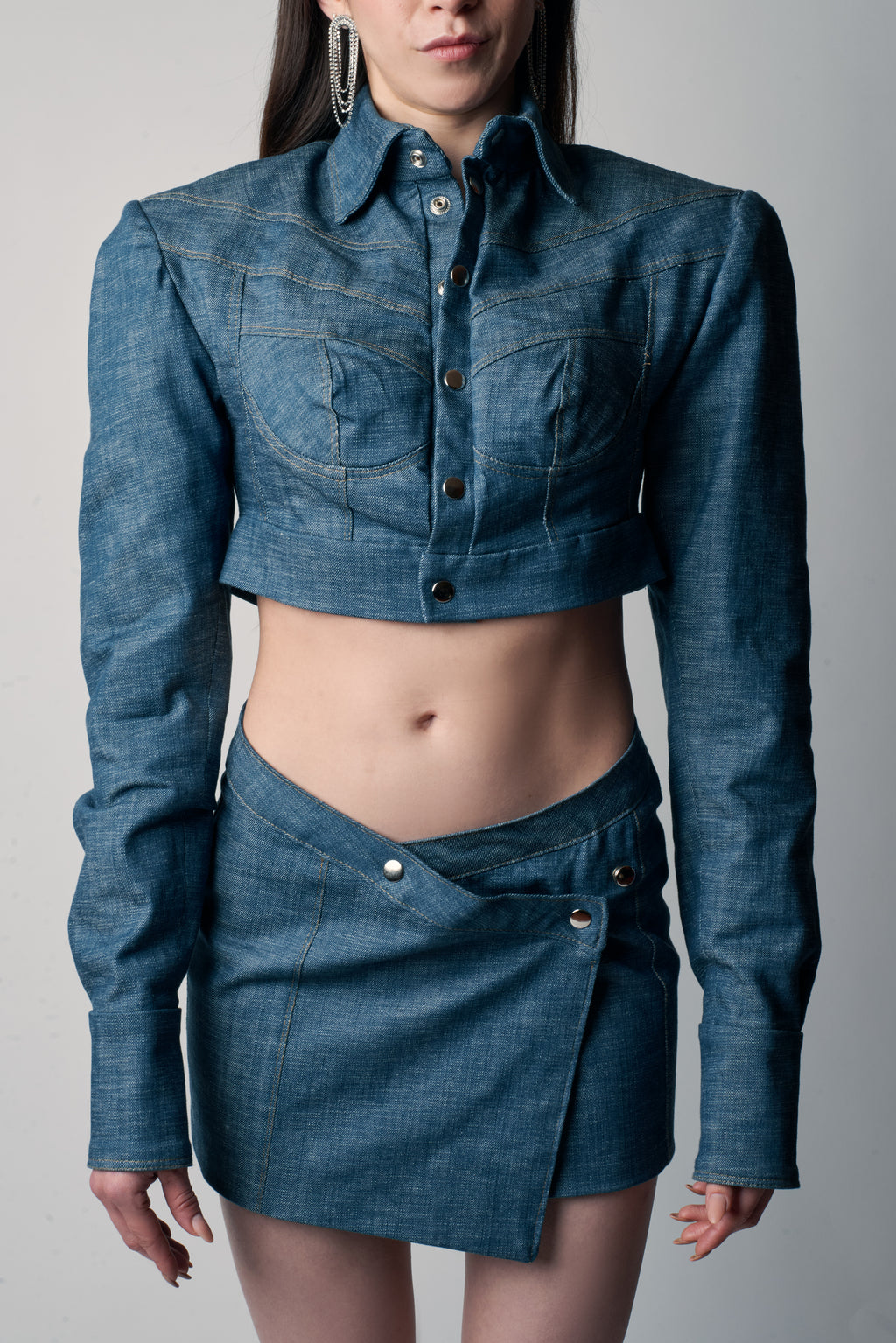 LOOK 03