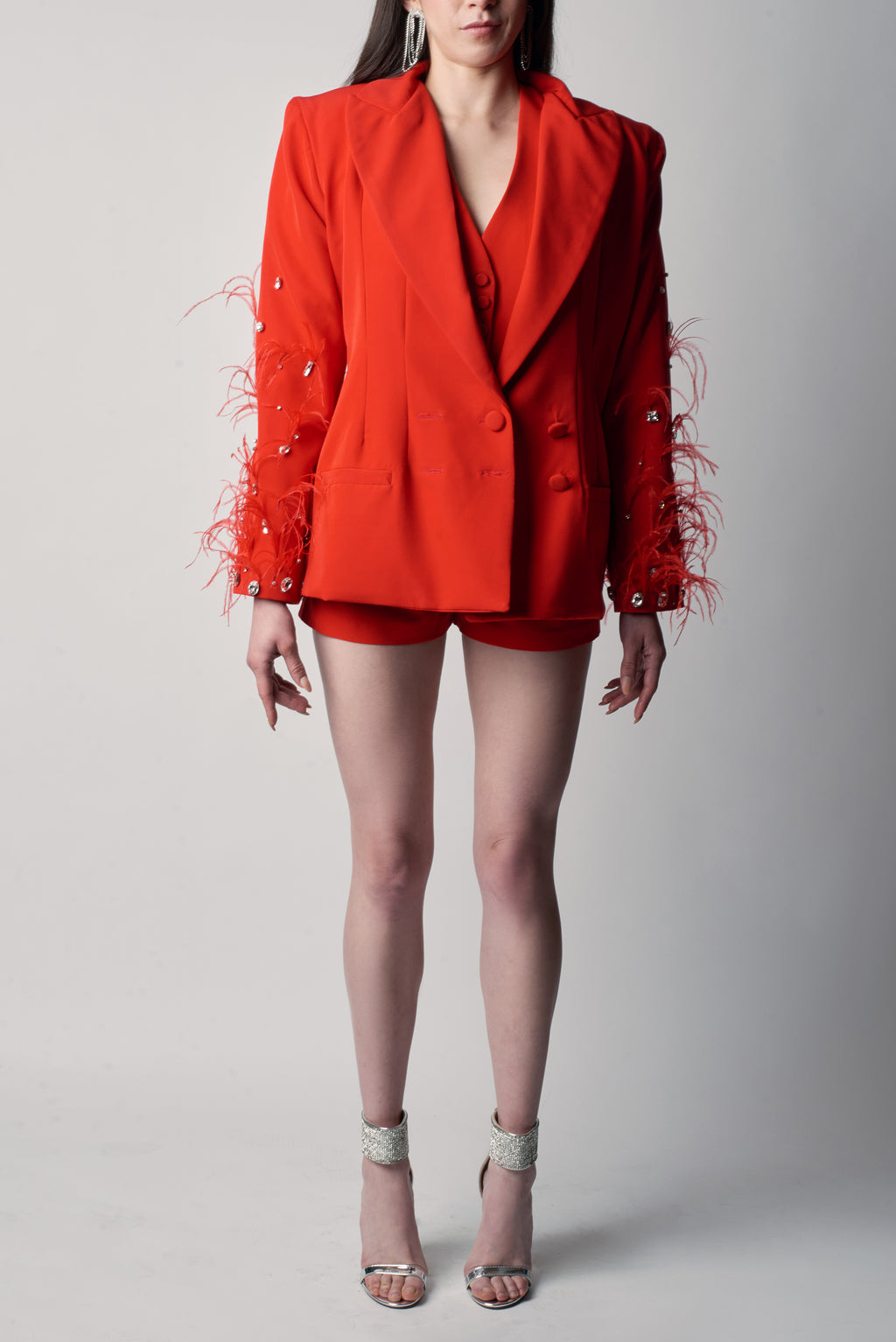 LOOK 02